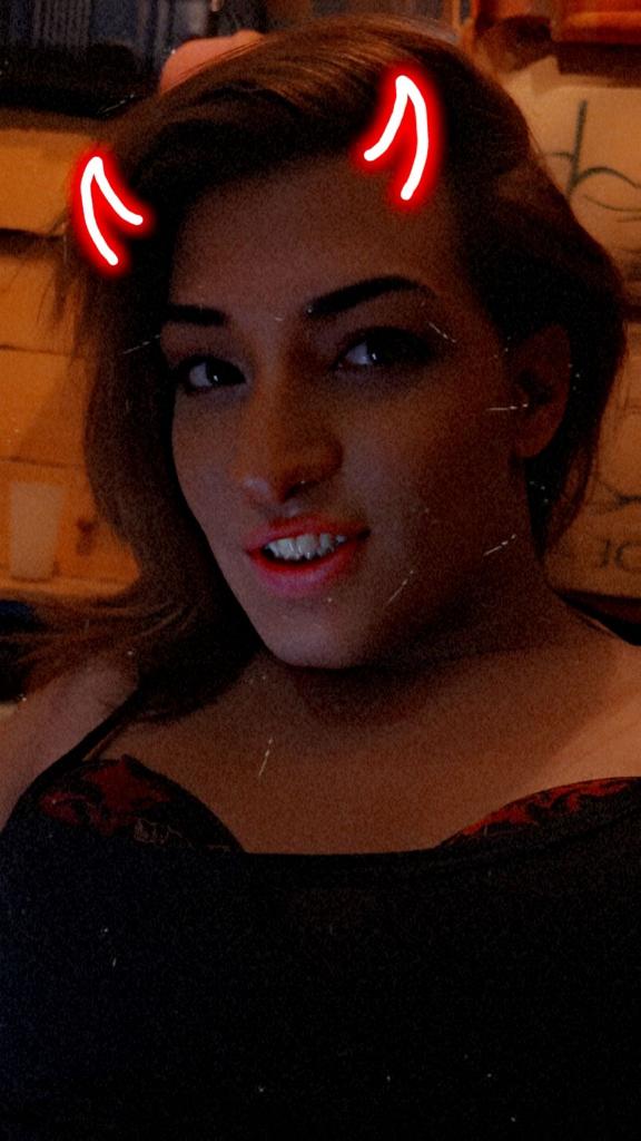 631754498: Transexual en Castellón