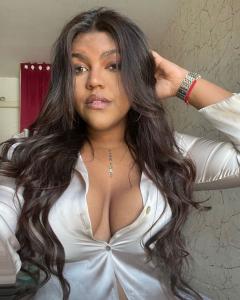 600745166: Chica busca chico en Barcelona