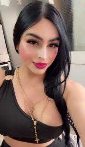 635424327: Chica busca chico en Sevilla