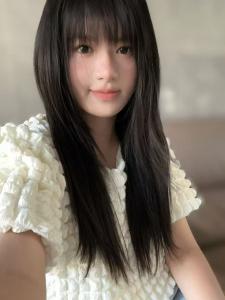 692077540: Chica busca chico en Barcelona