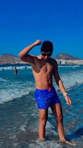 642161060: Chico busca chica en Las Palmas