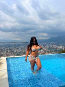 654263763: Chica busca chico en Pontevedra