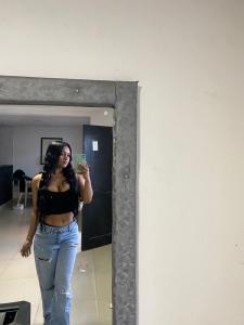 611310598: Chica busca chico en Asturias