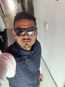 624974631: Chico busca chica en Sevilla