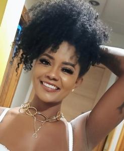 676463299: Chica busca chico en Pontevedra