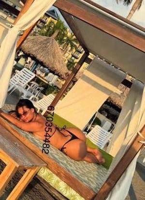 670354482: Chica busca chico en Álava