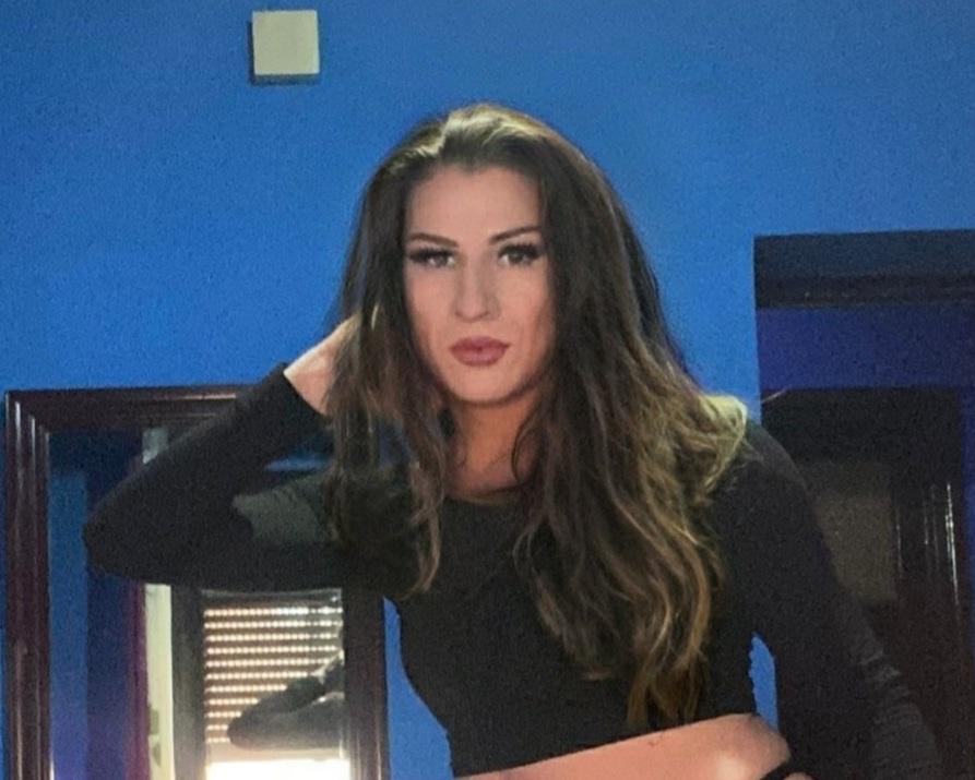 611277412: Transexual en Cantabria