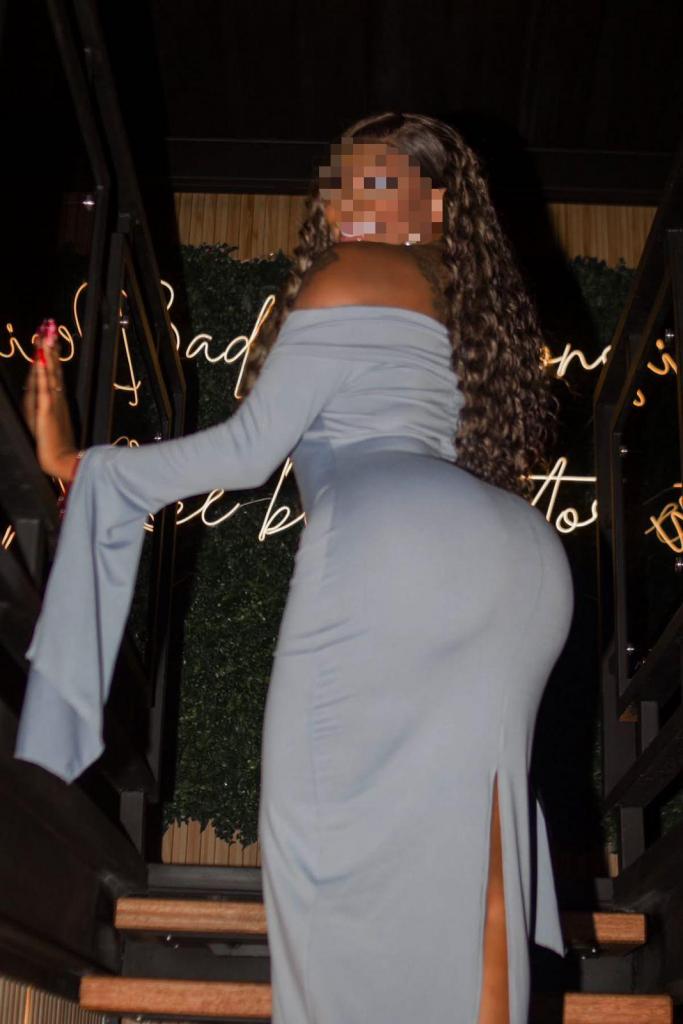 614577145: Chica busca chico en Alicante