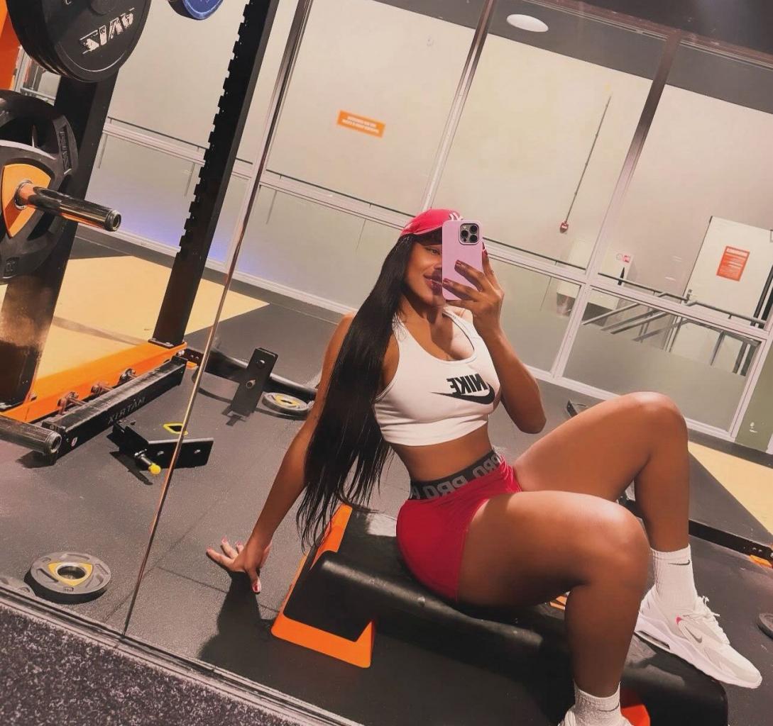 Chica busca chico en Alicante: 