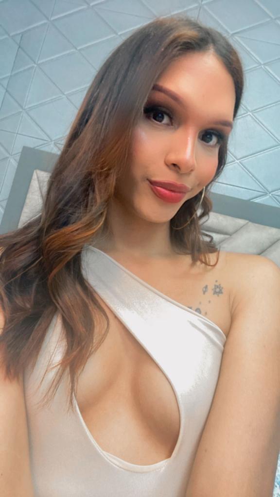 607574863: Travesti en Málaga