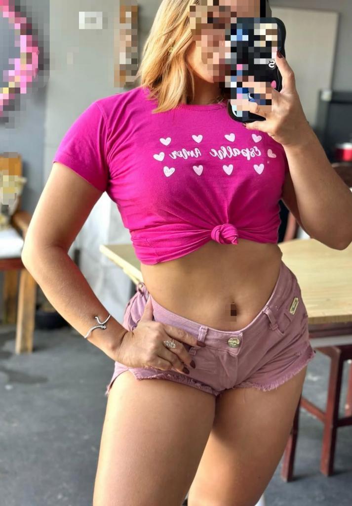 632168072: Chica busca chico en León