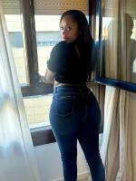 633526861: Chica busca chico en Sevilla