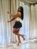 664874220: Chica busca chico en Madrid