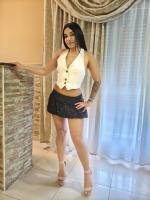 664874220: Chica busca chico en Madrid