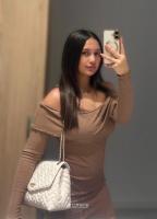 674624205: Chica busca chico en Barcelona