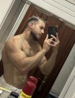 624956115: Chico busca chica en La Coruña