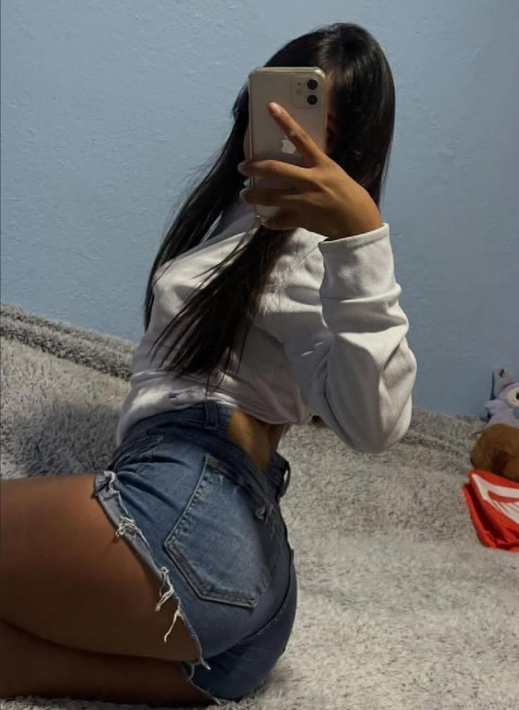 Chica busca chico en Cádiz: 