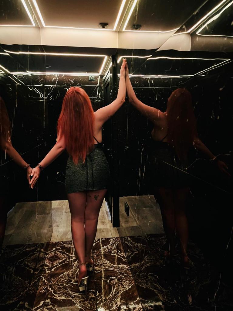 Chica busca chico en Murcia: 