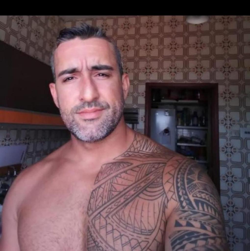 Chico busca chica en Tenerife: 