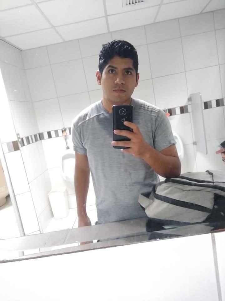 Chico busca chica en Almería: 