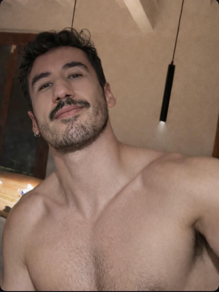 613212847: Chico busca chica en Madrid