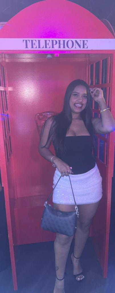 Chica busca chico en Barcelona: 