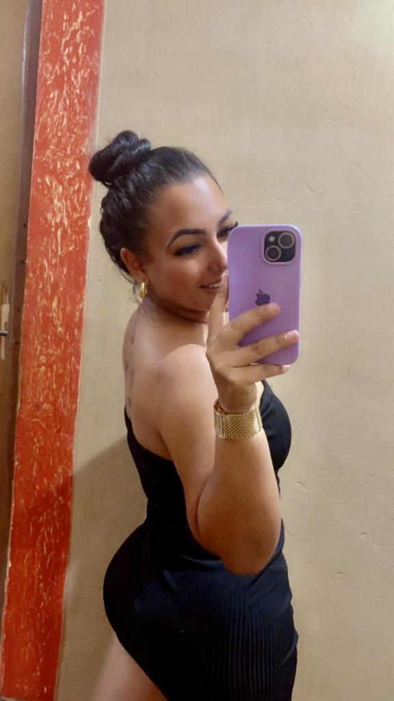 670348020: Chica busca chico en Valencia