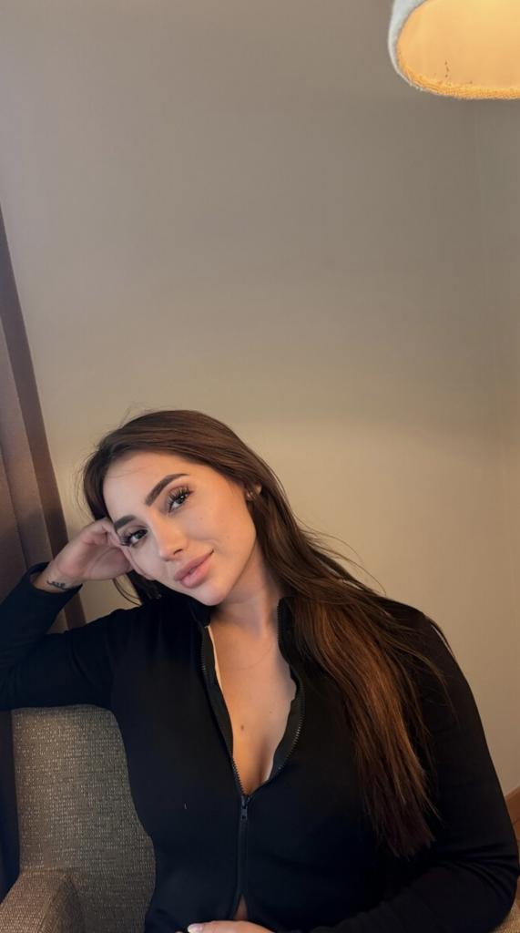 642023604: Chica busca chico en Madrid