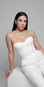 643946232: Chica busca chico en Navarra