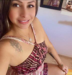 613206530: Chica busca chico en Tenerife