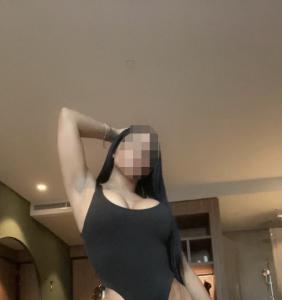 638473102: Chica busca chico en Barcelona