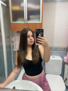 647038799: Chica busca chico en Guipúzcoa