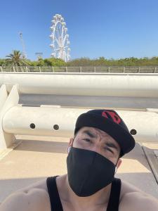 664827384: Chico busca chica en Lugo