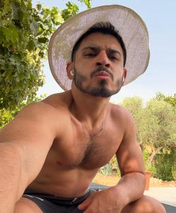 600234305: Chico busca chica en Madrid