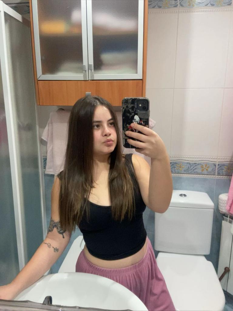 647038799: Chica busca chico en Guipúzcoa