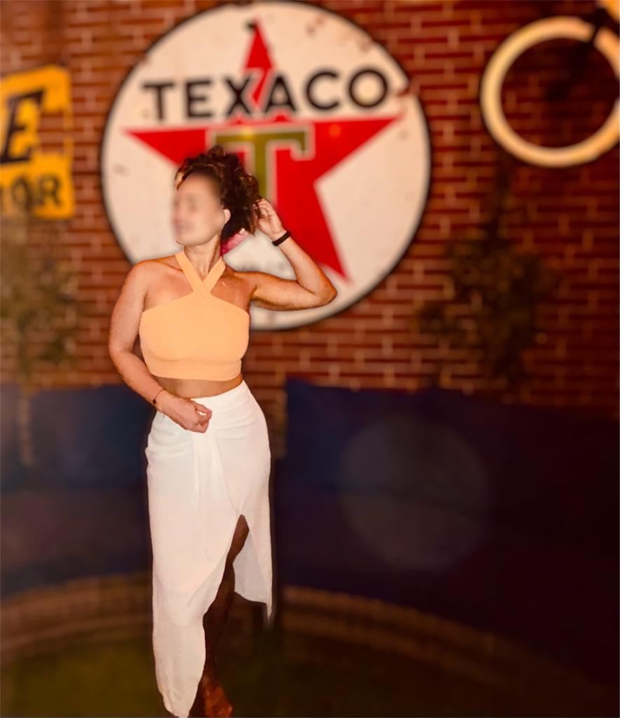 Chica busca chico en Huelva: 