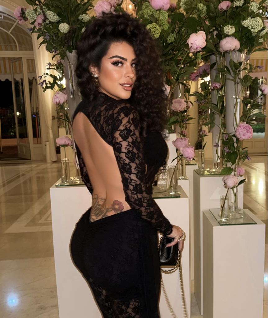 663555497: Chica busca chico en Málaga