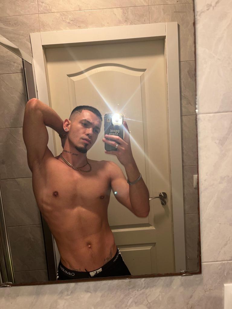 645109802: Chico busca chica en Albacete