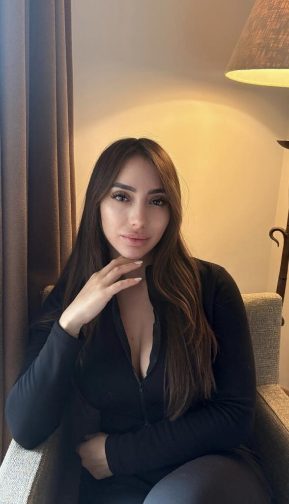 642023604: Chica busca chico en Madrid