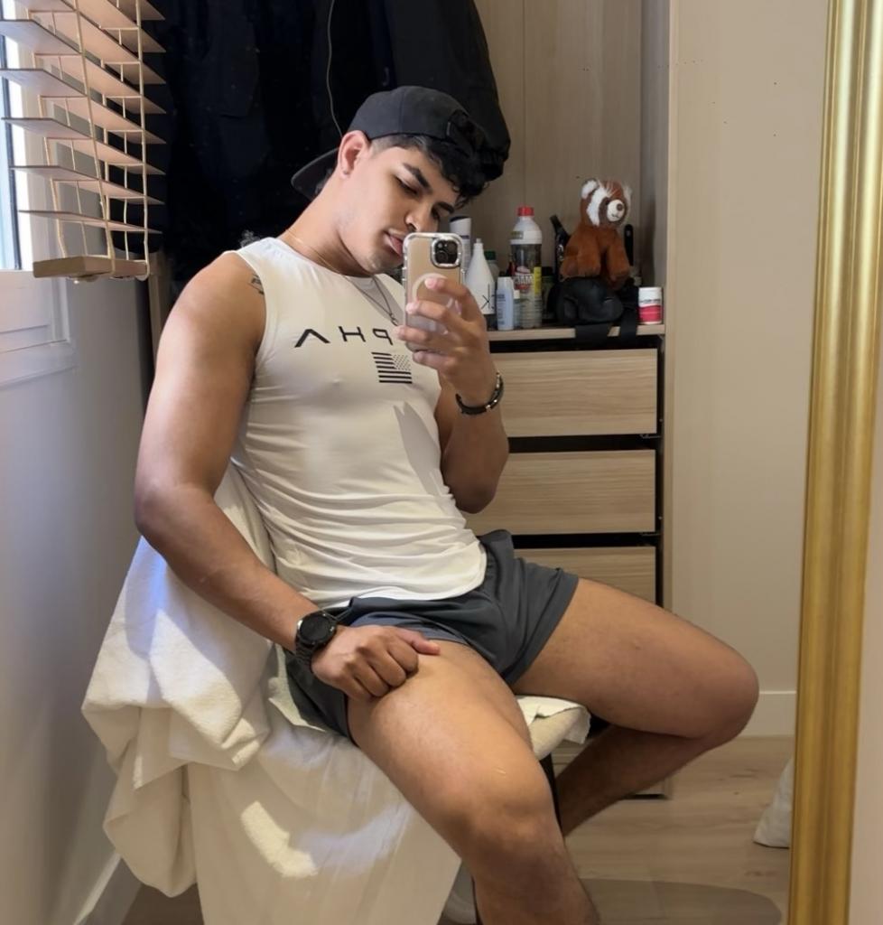 617950806: Chico busca chica en Granada