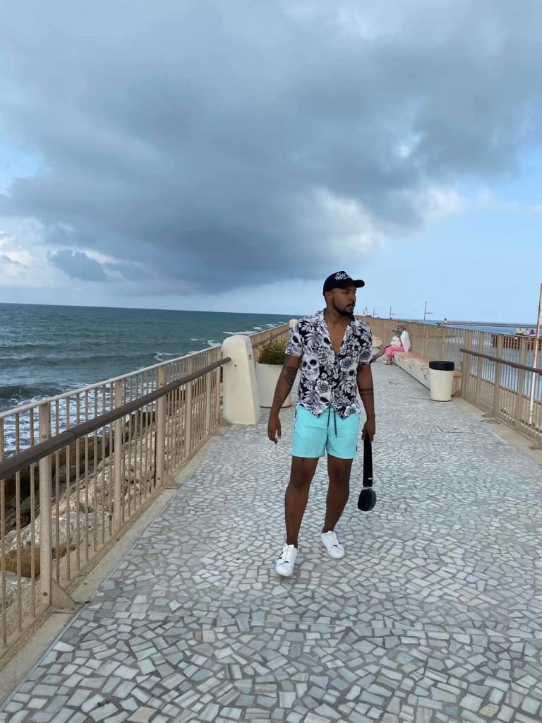 Chico busca chica en Valencia: 