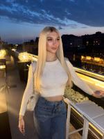 613778373: Travesti en Barcelona