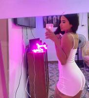 638269242: Chica busca chico en Madrid