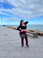 672007078: Chica busca chico en Barcelona