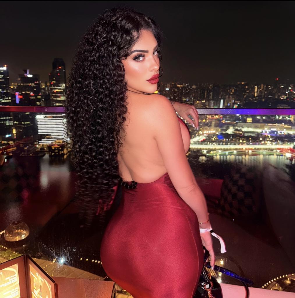 663555497: Chica busca chico en Málaga