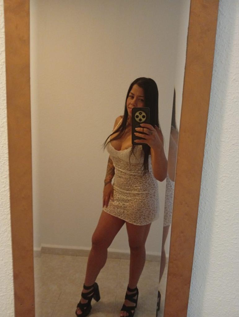 641990148: Chica busca chico en Madrid