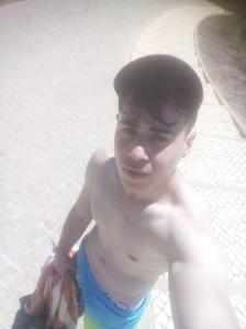 Chico busca chica en León: 