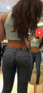 Chica busca chico en Cádiz: 