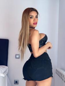 623367461: Chica busca chico en Barcelona