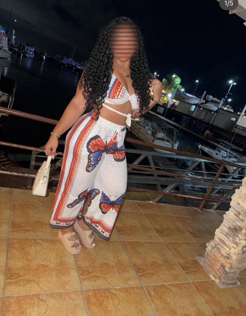 617494658: Chica busca chico en Barcelona